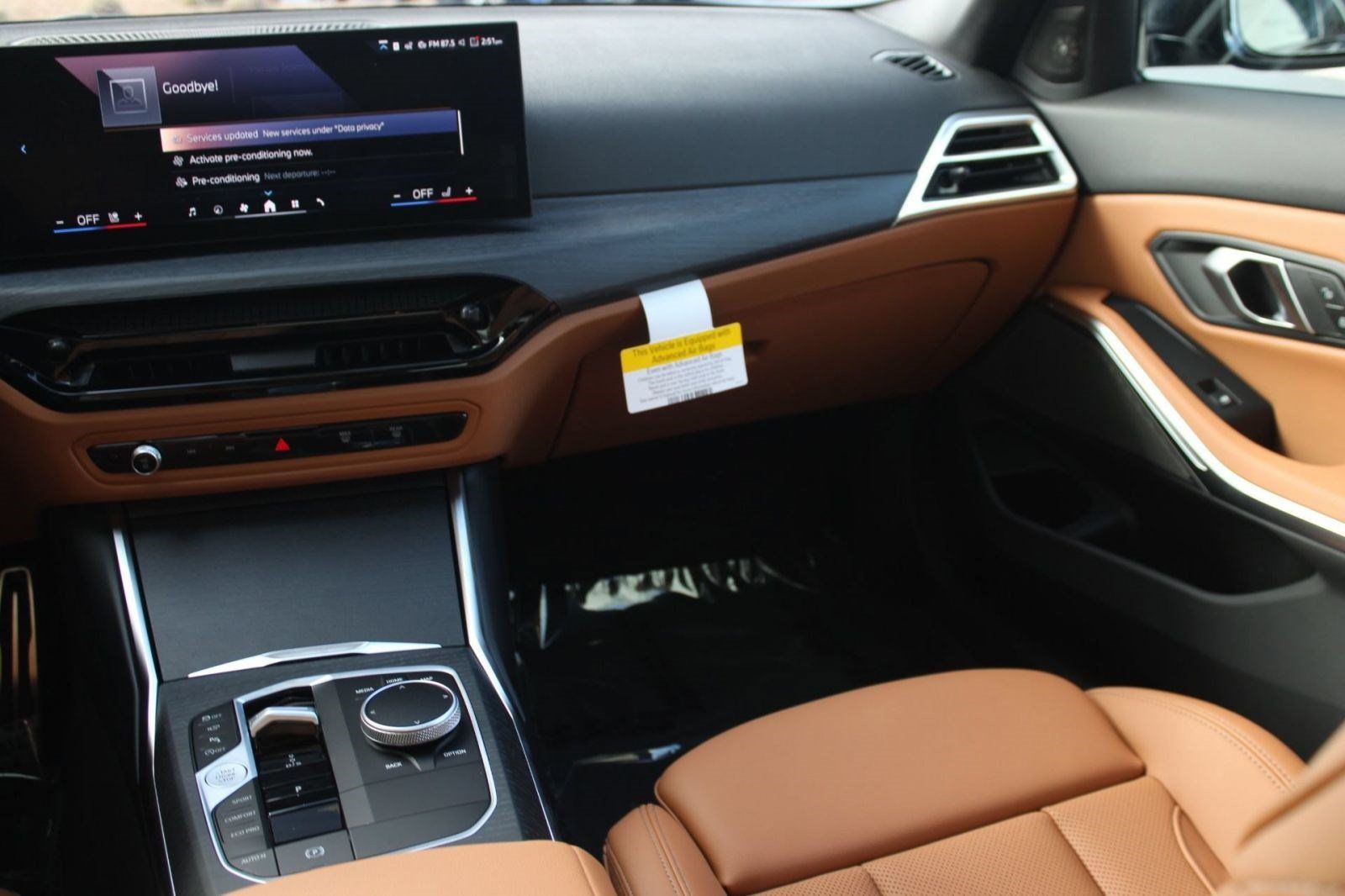 Used 2026 BMW 330i Sedan w/ M Sport Package RWD image 32