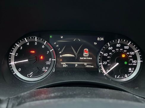 Used 2023 Toyota Highlander LE image 24