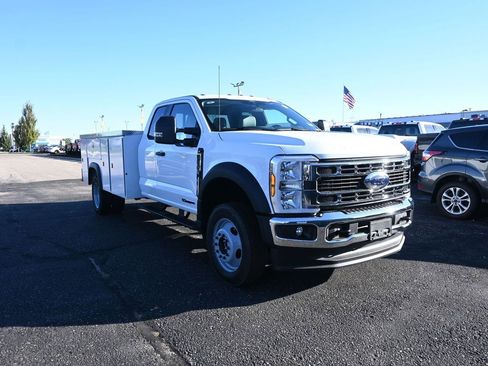 New 2026 Ford F450 XL w/ XL Chrome Package image 4