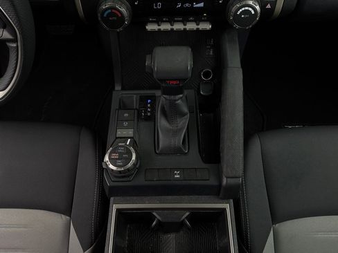Used 2025 Toyota Tacoma TRD Off-Road AWD/4WD image 11