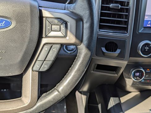 Used 2020 Ford Expedition XLT w/ Equipment Group 202A RWD image 26