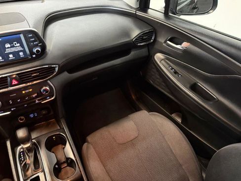 Used 2020 Hyundai Santa Fe SE image 18