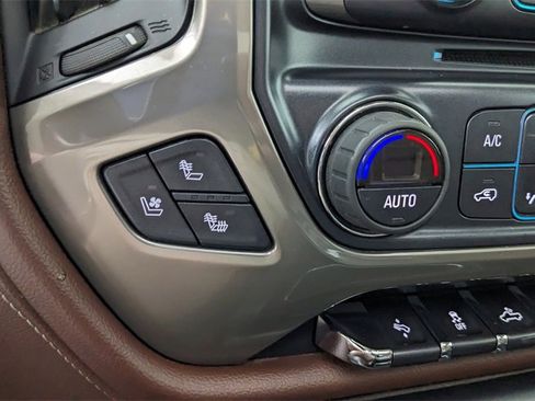 Used 2017 Chevrolet Silverado 3500 High Country image 30