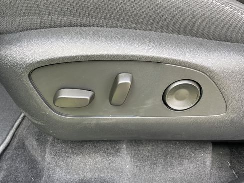 New 2026 Chevrolet Traverse LT image 10