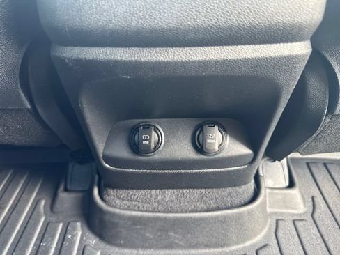 Used 2019 Kia Sorento FWD image 27