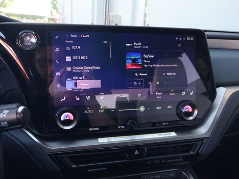 Used 2026 Lexus TX 350 AWD w/ Technology Package image 23