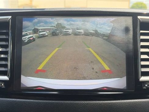 Used 2024 Chrysler Pacifica Touring-L FWD image 46