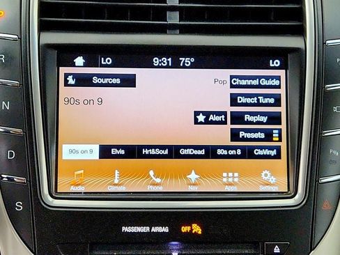 Used 2017 Lincoln MKX Reserve AWD/4WD image 18