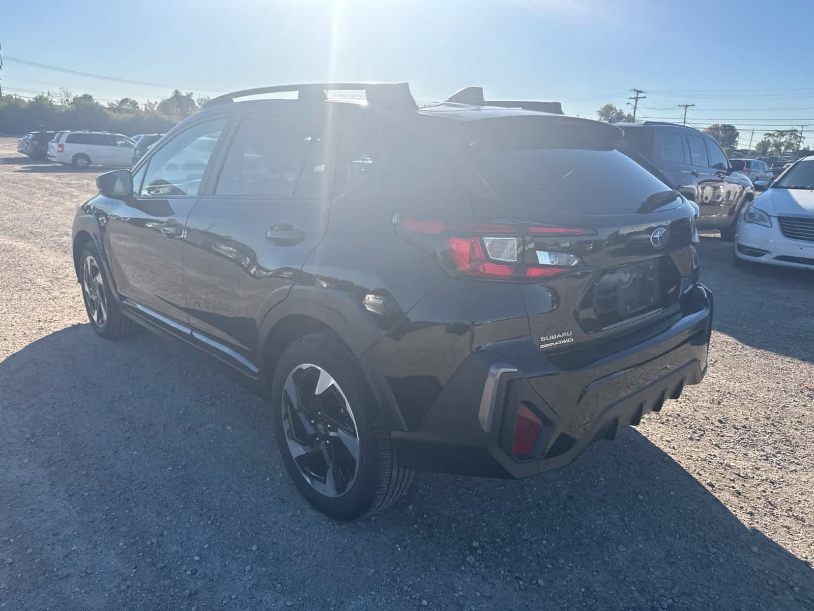 Used 2024 Subaru Crosstrek 2.5i Limited AWD/4WD image 2