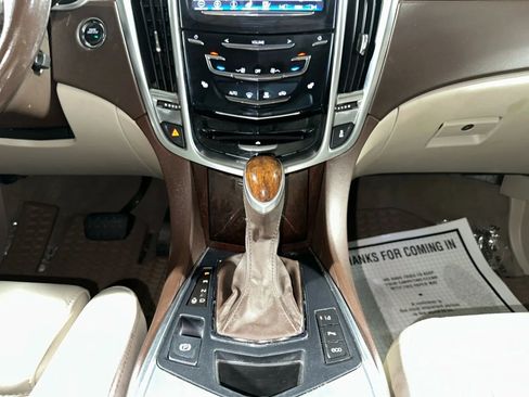 Used 2015 Cadillac SRX Luxury w/ Driver Awareness Package image 18