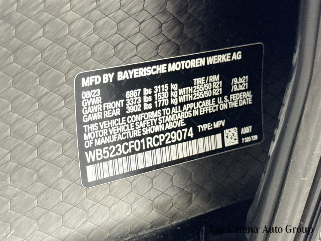 Used 2024 BMW iX xDrive50 w/ Premium Package AWD/4WD image 32