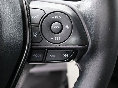 Used 2023 Toyota Camry SE image 16