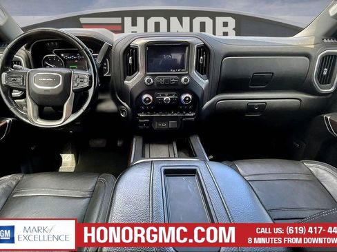 Used 2021 GMC Sierra 1500 Denali w/ Denali Ultimate Package AWD/4WD image 8