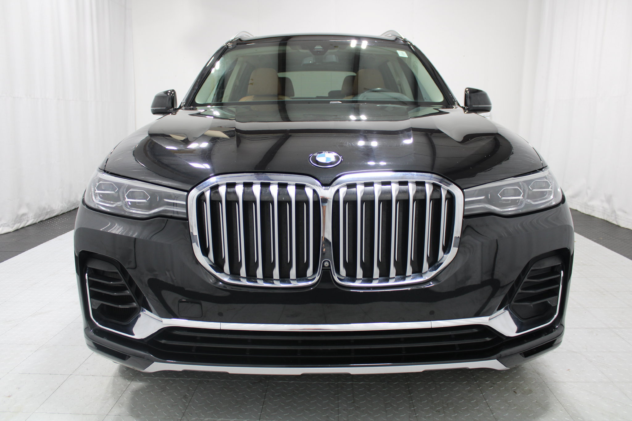 Used 2020 BMW X7 xDrive40i w/ Premium Package AWD/4WD image 3