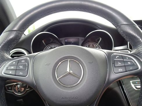 Used 2018 Mercedes-Benz GLC 300 4MATIC image 22