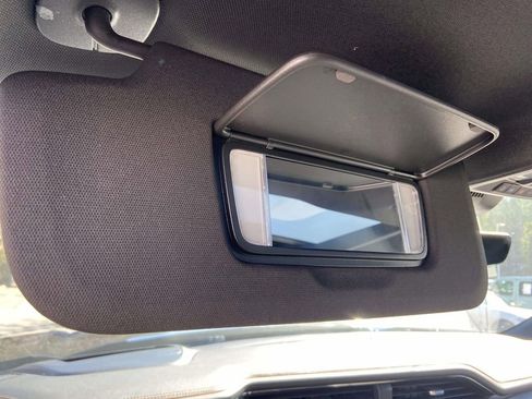 Used 2024 GMC Sierra 1500 AT4 w/ Technology Package image 28