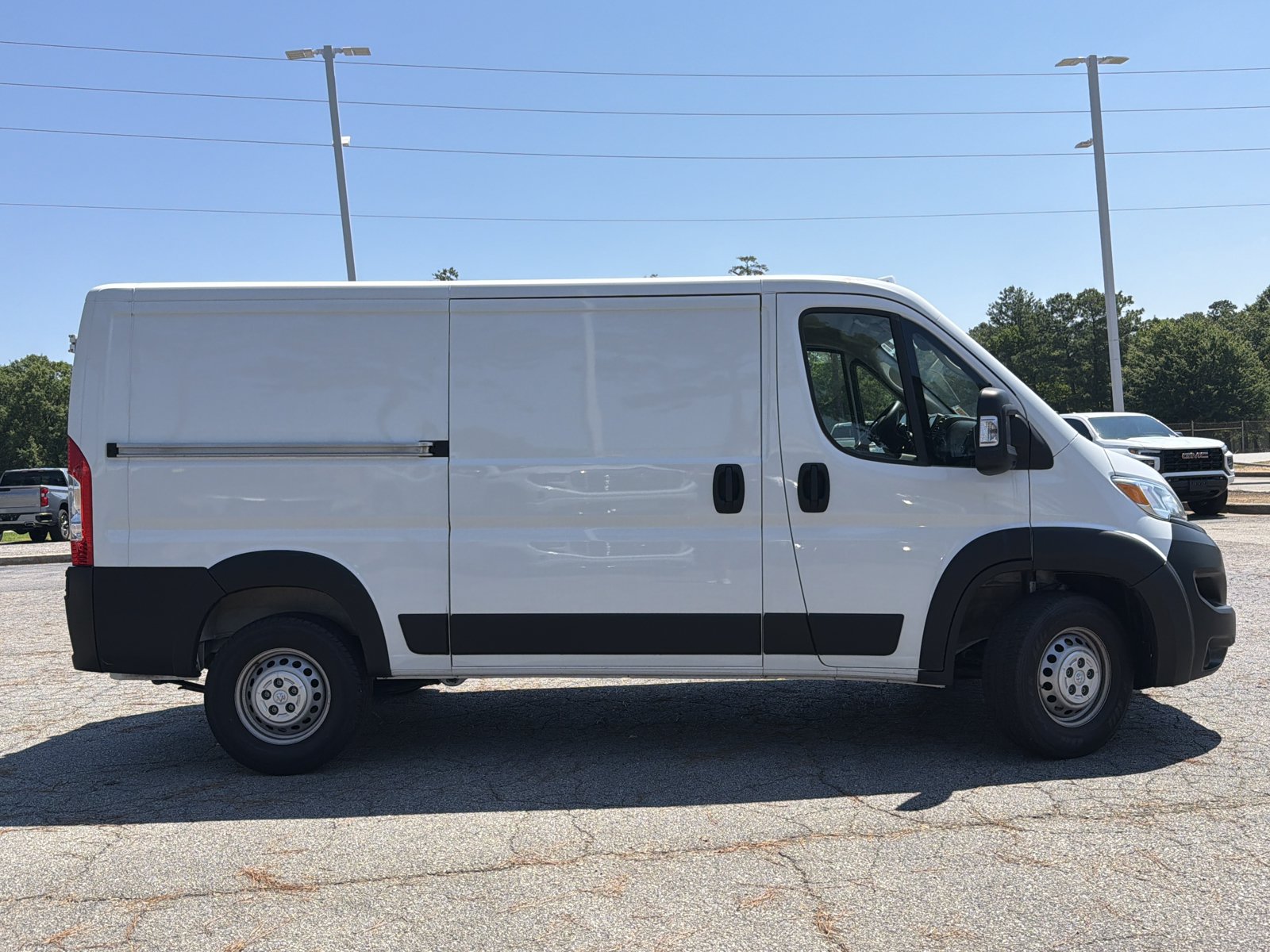 Used 2025 RAM ProMaster 2500 w/ Convenience Group FWD image 24