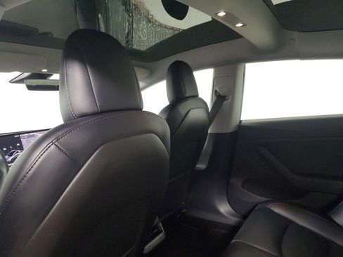 Used 2021 Tesla Model 3 Long Range image 13