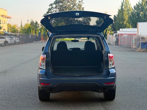 Used 2012 Subaru Forester 2.5X Premium AWD/4WD image 5