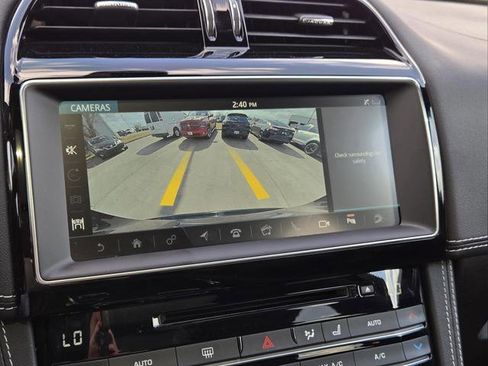 Used 2020 Jaguar F-PACE S image 15