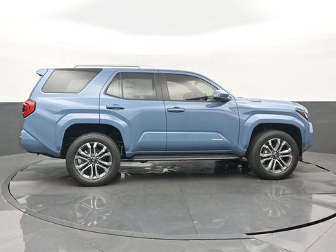 New 2026 Toyota 4Runner Limited AWD/4WD image 2