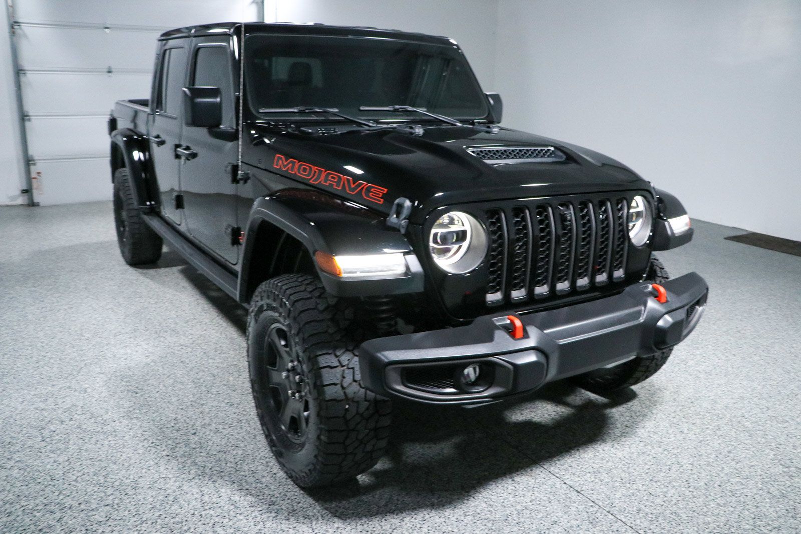 Used 2021 Jeep Gladiator Mojave AWD/4WD image 5