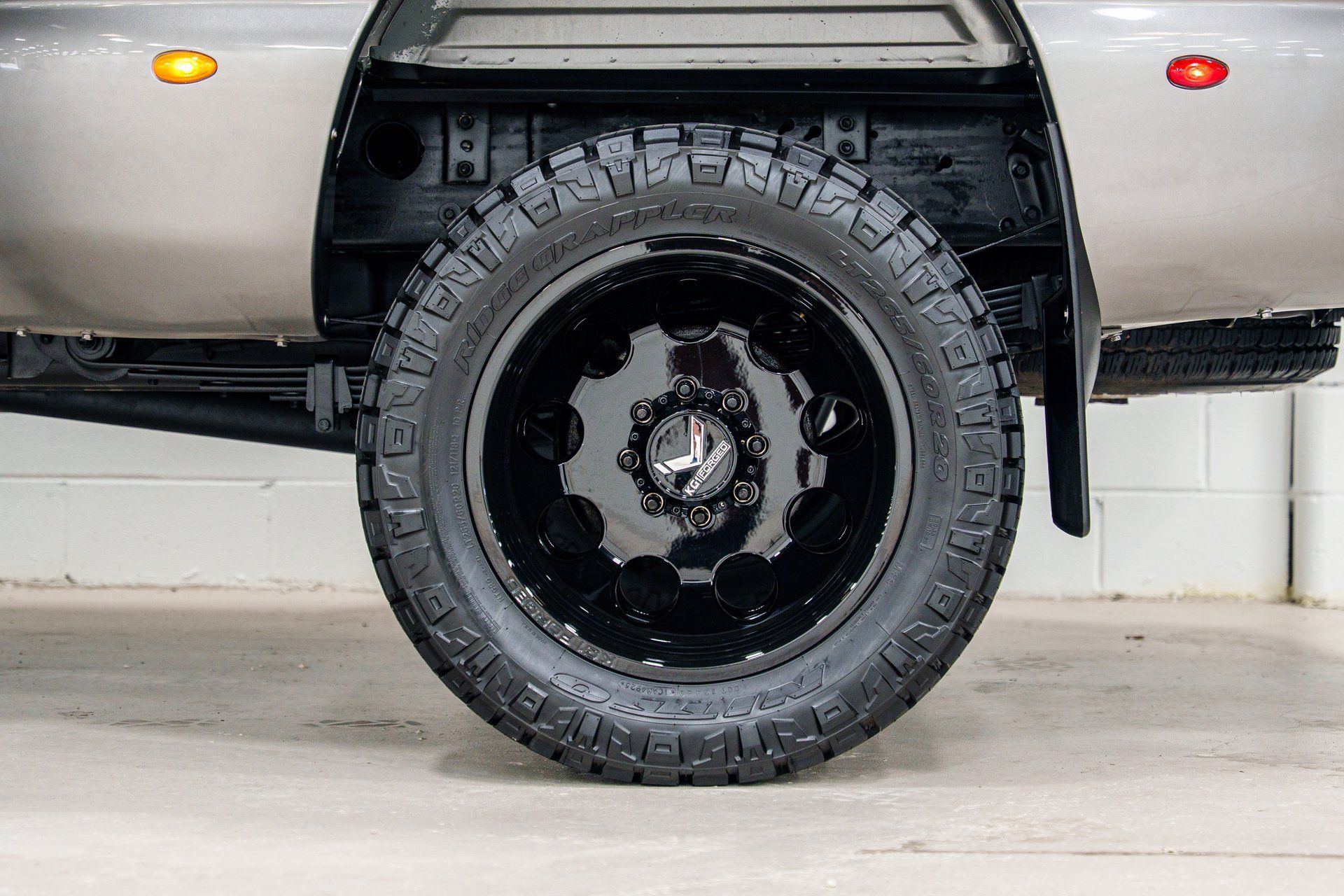 Used 2007 GMC Sierra 3500 SLT w/ Heavy-Duty Power Package AWD/4WD image 36
