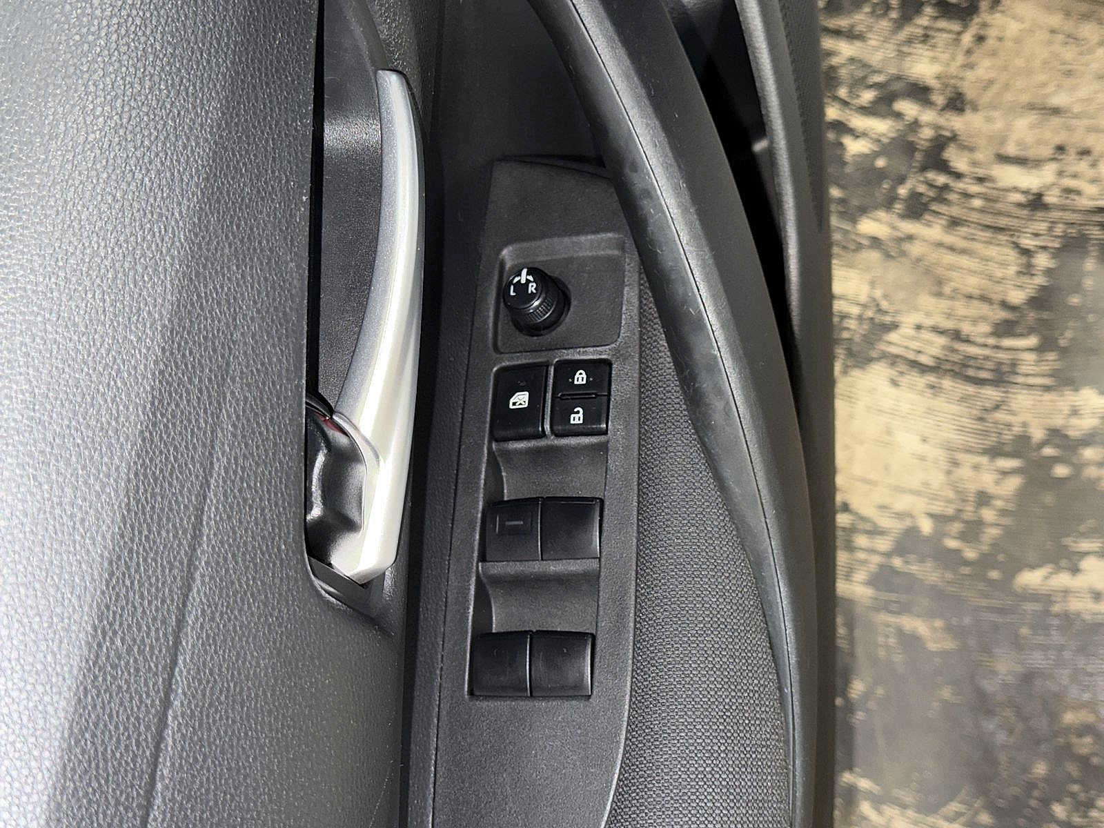 Certified 2021 Toyota Corolla LE FWD image 21