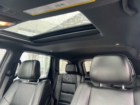 Used 2022 Jeep Grand Cherokee Limited image 24