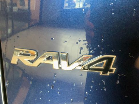Certified 2025 Toyota RAV4 XLE AWD/4WD image 48