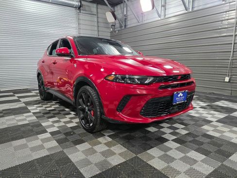 Used 2024 Dodge Hornet R/T Plus w/ Track Pack image 4