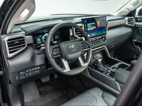 Used 2024 Toyota Tundra Limited AWD/4WD image 16