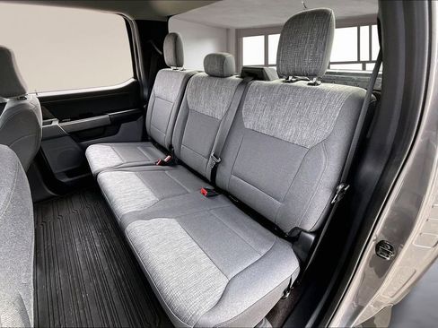 Used 2022 Ford F150 XLT w/ Equipment Group 302A High image 23