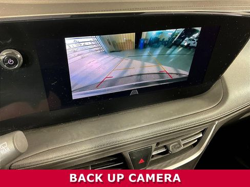 Used 2024 Buick Encore GX Preferred FWD image 13