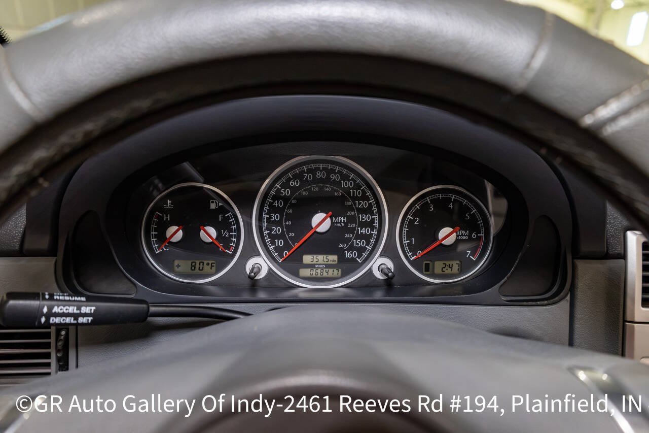 Used 2005 Chrysler Crossfire Limited RWD image 11