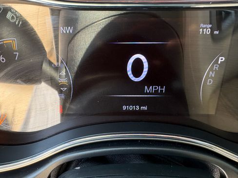 Used 2016 Jeep Grand Cherokee Limited AWD/4WD image 15