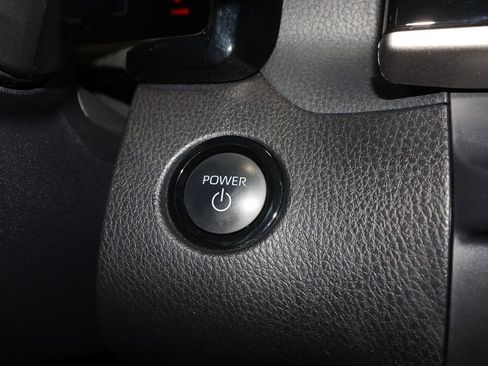 Used 2025 Toyota Camry LE image 15