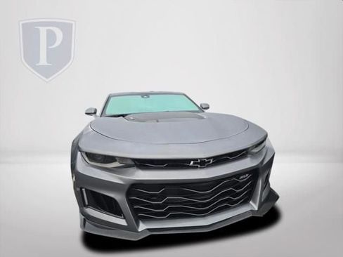 Used 2020 Chevrolet Camaro ZL1 image 12