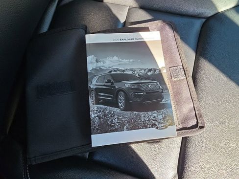 Used 2020 Ford Explorer XLT w/ Equipment Group 202A image 50