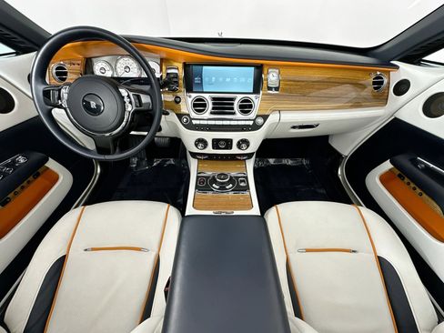 Certified 2016 Rolls-Royce Dawn image 4
