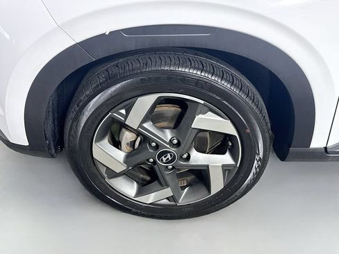 Certified 2023 Hyundai Venue SEL w/ Cargo Package FWD image 4