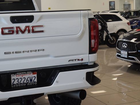 Used 2020 GMC Sierra 2500 AT4 w/ AT4 Premium Package AWD/4WD image 13