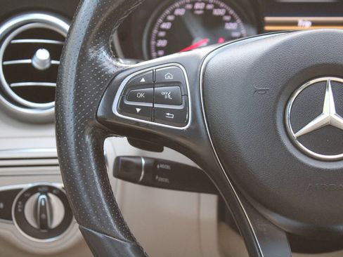 Used 2018 Mercedes-Benz C 300 4MATIC Sedan image 39