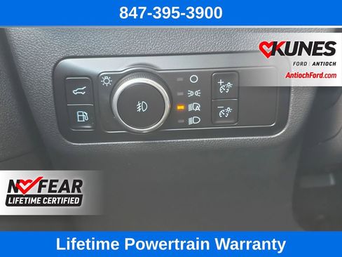 Certified 2025 Ford Escape Platinum w/ Premium Technology Package image 44