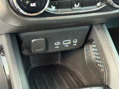 Used 2022 Chevrolet TrailBlazer LT w/ Convenience Package image 24