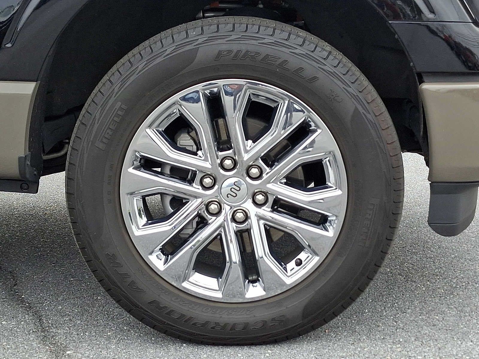 Certified 2025 Ford F150 King Ranch w/ FX4 Off-Road Package AWD/4WD image 8