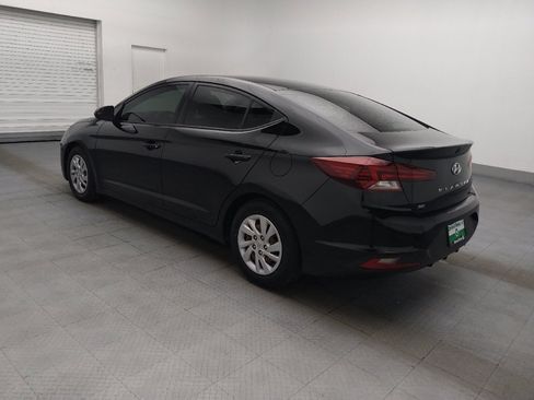 Used 2019 Hyundai Elantra SE w/ Cargo Package FWD image 3