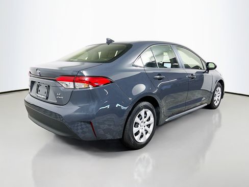 Used 2025 Toyota Corolla LE image 4