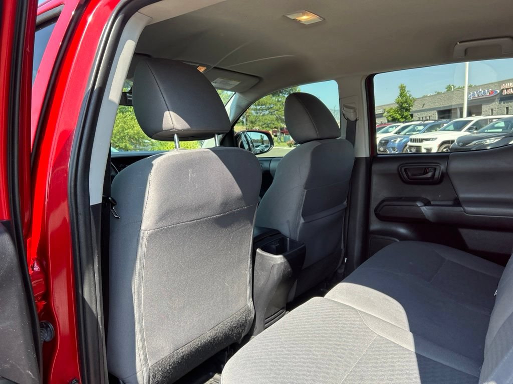 Used 2021 Toyota Tacoma SR AWD/4WD image 18