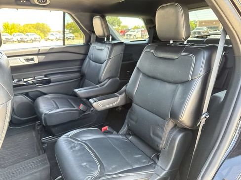 Used 2023 Ford Explorer ST w/ Equipment Group 401A AWD/4WD image 23